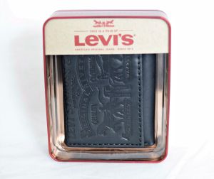Levi’s Two Horse Black Trifold Leather Wallet